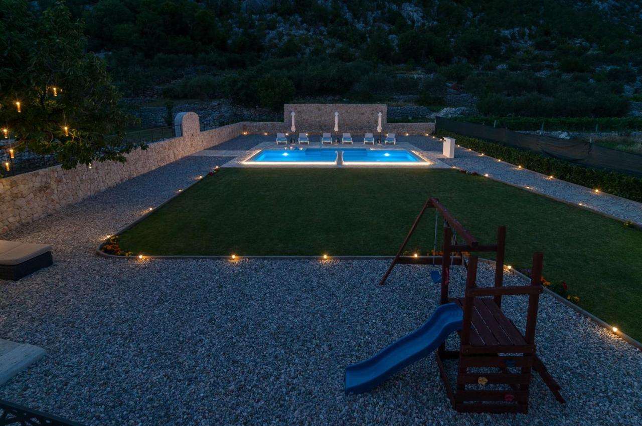 Villa Elin Seoca Luaran gambar